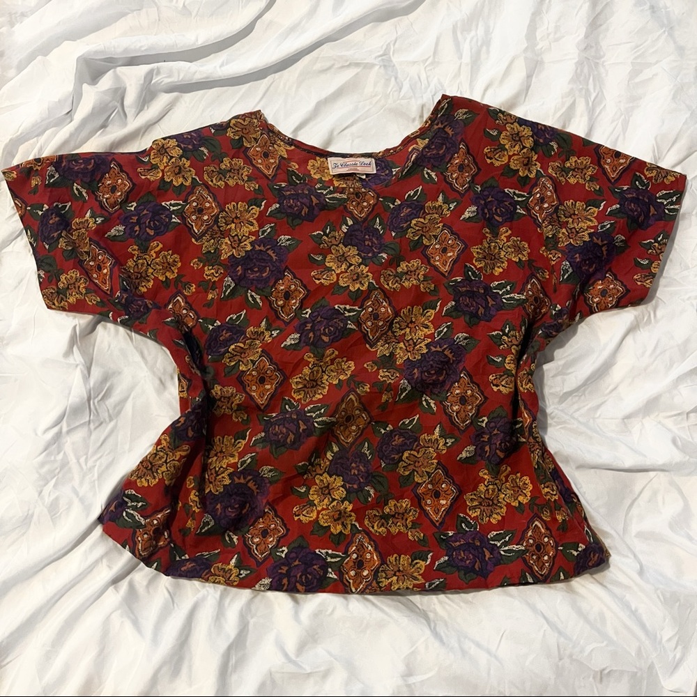 💖 BOGO FOR A $1 SALE Vintage 80s Womens Red Floral Patterned Blouse